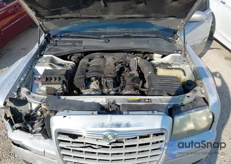 2005 Chrysler 300 Touring from USA, damaged, VIN 2C3JA53GX5H563801